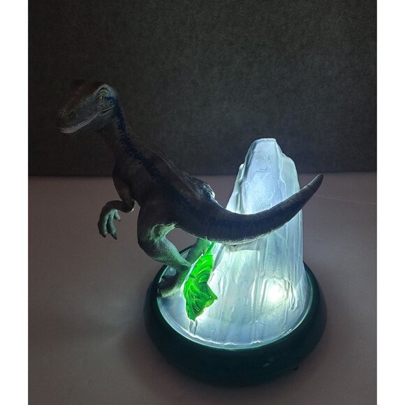 Jurassic Park World D Blue Velociraptor 3D Statue Nightlight Battery Powered 202 - Picture 10 of 11